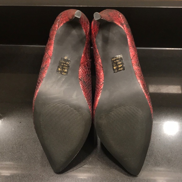 Red and Black Metallic Booties - Picture 2 of 7